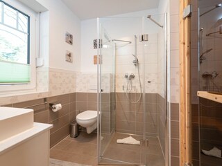 Badezimmer 1