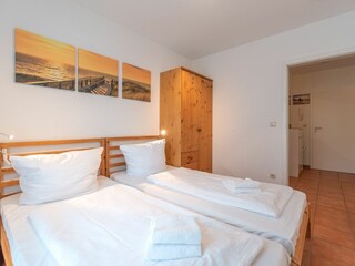 Schlafzimmer 2 mit zwei Einzelbetten