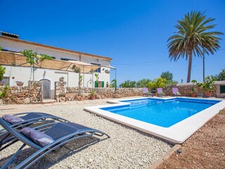 Villa Llubi Buitenaudio-opname 14