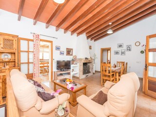 Villa Lloseta Features 17