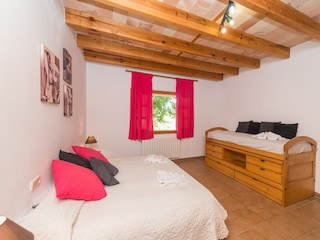 Villa Lloseta Features 19