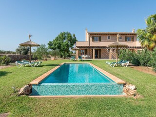 Villa Porto Cristo Buitenaudio-opname 4