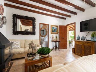 Villa Valldemossa Features 25