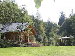 The hunter's house in the summer