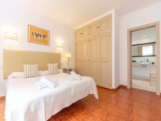 Villa Cala D'Or Features 34