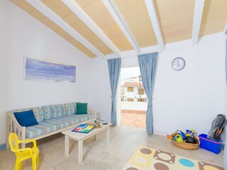 Holiday house S'Illot Features 11
