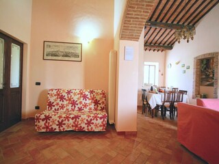 Farmhouse Asciano Features 31