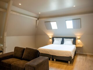 Farmhouse Ieper Features 13