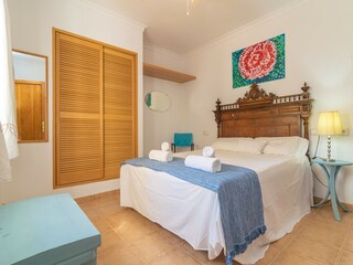 Holiday house Cala Llombards Features 18
