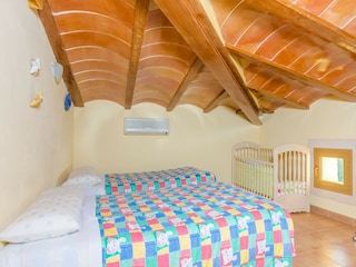 Villa Campos Features 60