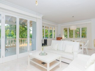 Villa Colonia de Sant Jordi Features 36