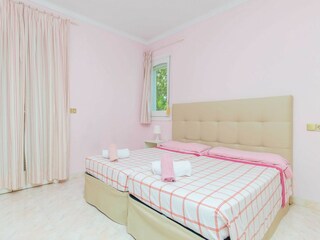 Villa Colonia de Sant Jordi Características 31