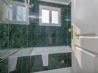 Villa Colonia de Sant Jordi Características 41