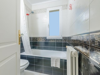 Villa Colonia de Sant Jordi Features 3