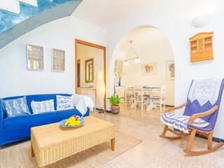 Holiday house S'Illot Features 27