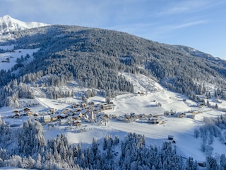 Village Liesing in winter time