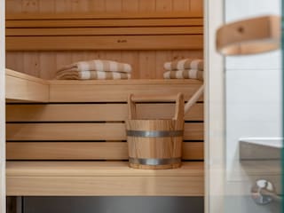 Klafs-Sauna im Badezimmer integriert