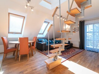 Treppe zum Dachgeschoss