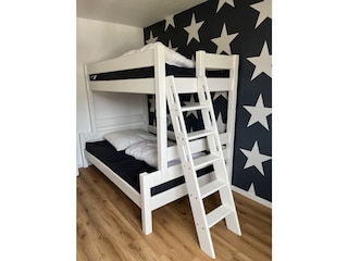 4. Schlafzimmer 1.OG Etagenbett