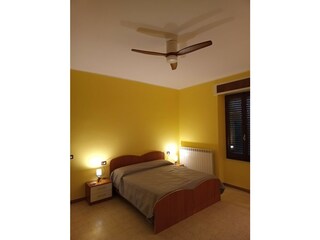 Narniandum Est - Yellow Room 02