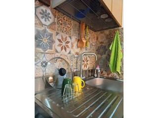 Narniandum Est - Kitchen 01