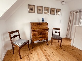 Master-Bedroom  mit Treppenaufgang