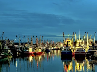 Büsumer Hafen in Abendstimmung
