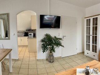 Blick vom Sofa in die Küche