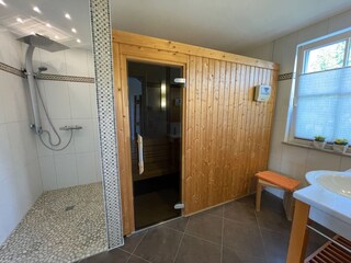Sauna im EG