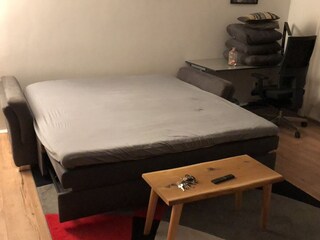 extended bedcouch with extra mattress 180 x 200
