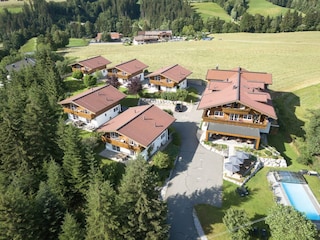 Feriendorf_Wallenburg_Sommerview