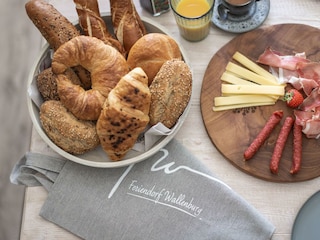 Brötchenservice_im_Feriendorf_Wallenburg