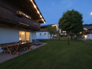 Feriendorf_Wallenburg_Fieberbrunn_Abend