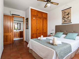Villa Arenal d'en Castell Features 37