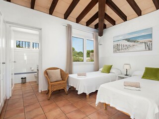 Villa Binibequer Features 27