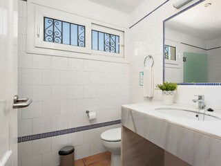 Villa Binibequer Features 28