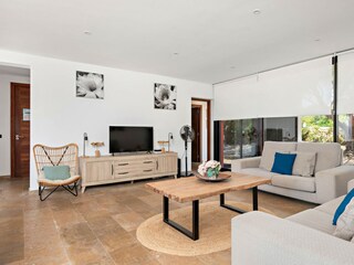 Villa Binibequer Features 18