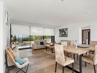 Villa Binibequer Features 20