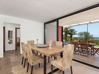 Villa Binibequer Features 22