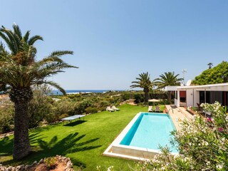 Villa Binibequer Environment 40