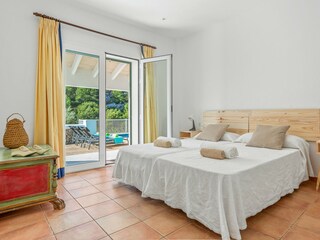 Villa Son Bou Features 30