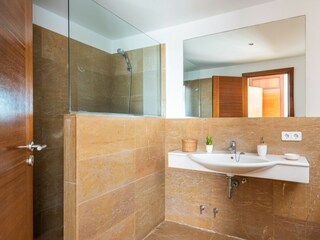 Villa Arenal d'en Castell Ausstattung 30