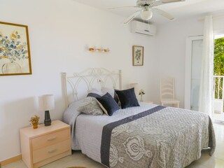 Villa Son Bou Features 30