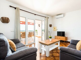 Villa Son Bou Features 13