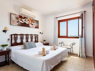 Villa Son Bou Features 30