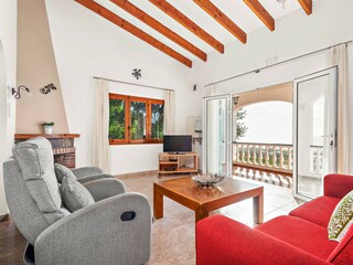 Villa Son Bou Features 16