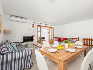 Villa Son Bou Features 17