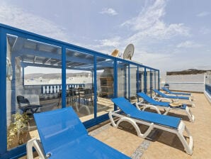 Apartment Casa Azul by EscapeHome (Timanfaya 4 - Punta de las Mujeres - image1