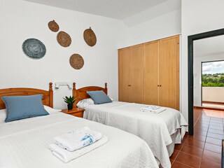 Apartment Arenal d'en Castell Ausstattung 31