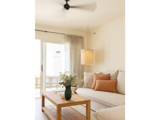 Villa Son Bou Features 18